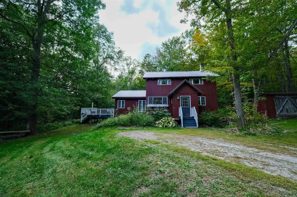 615 Old County Road Cavendish VT 05142