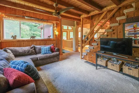 615 Old County Road Cavendish VT 05142