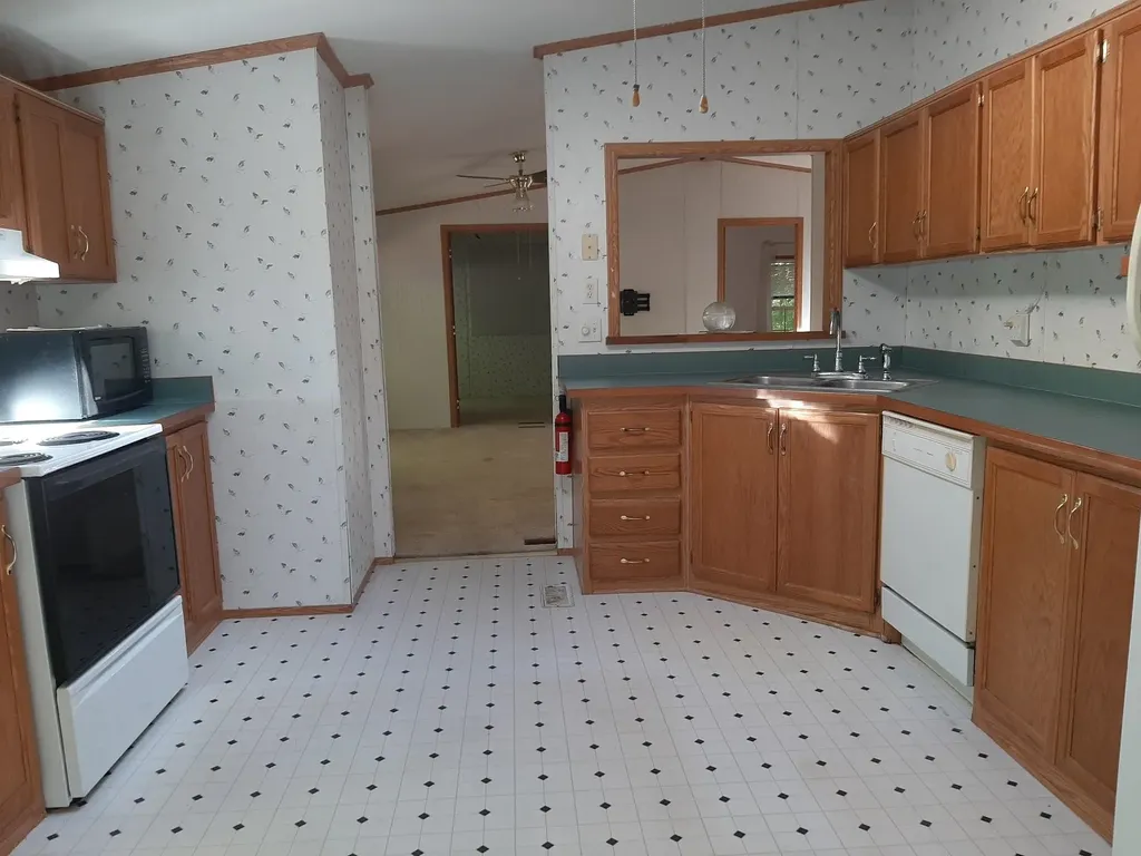 43 Wildwood Way Conway NH 03813