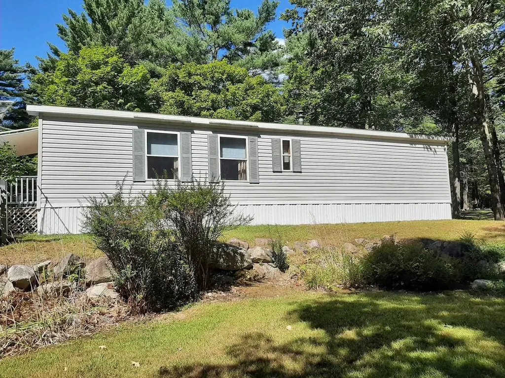 43 Wildwood Way Conway NH 03813