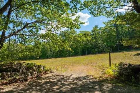 372 Old College Road Andover NH 03216