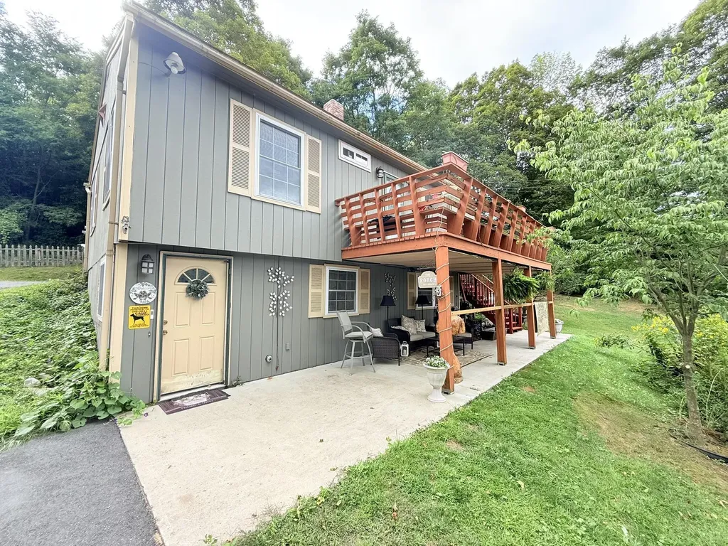 223 Chestnut Street Claremont NH 03743