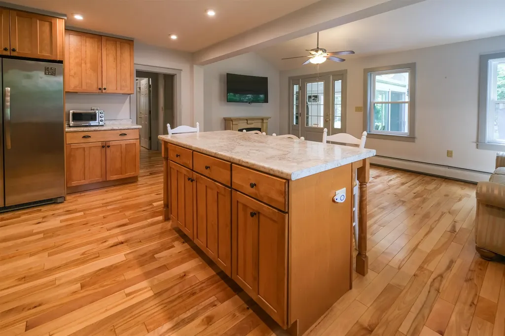 18 High Street Ludlow VT 05149