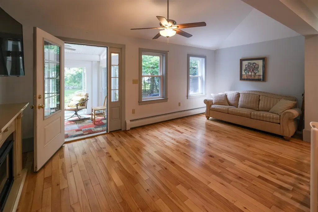 18 High Street Ludlow VT 05149