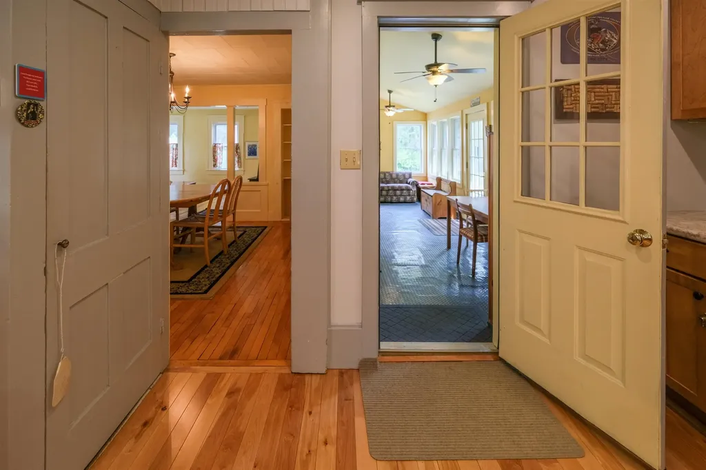 18 High Street Ludlow VT 05149