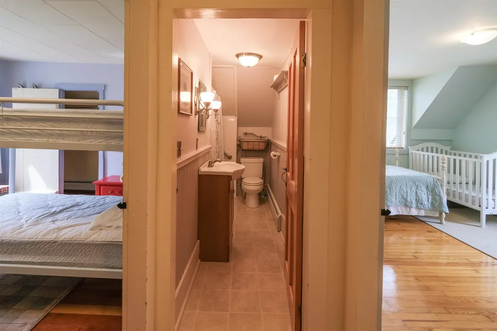 18 High Street Ludlow VT 05149