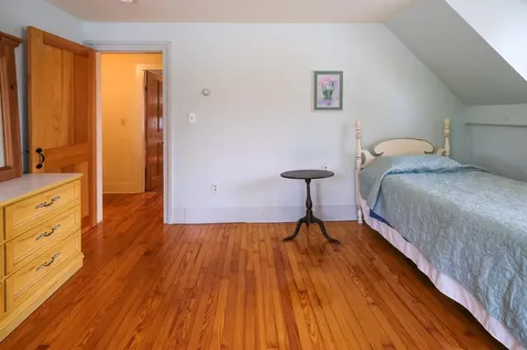 18 High Street Ludlow VT 05149