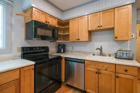 18 High Street Ludlow VT 05149