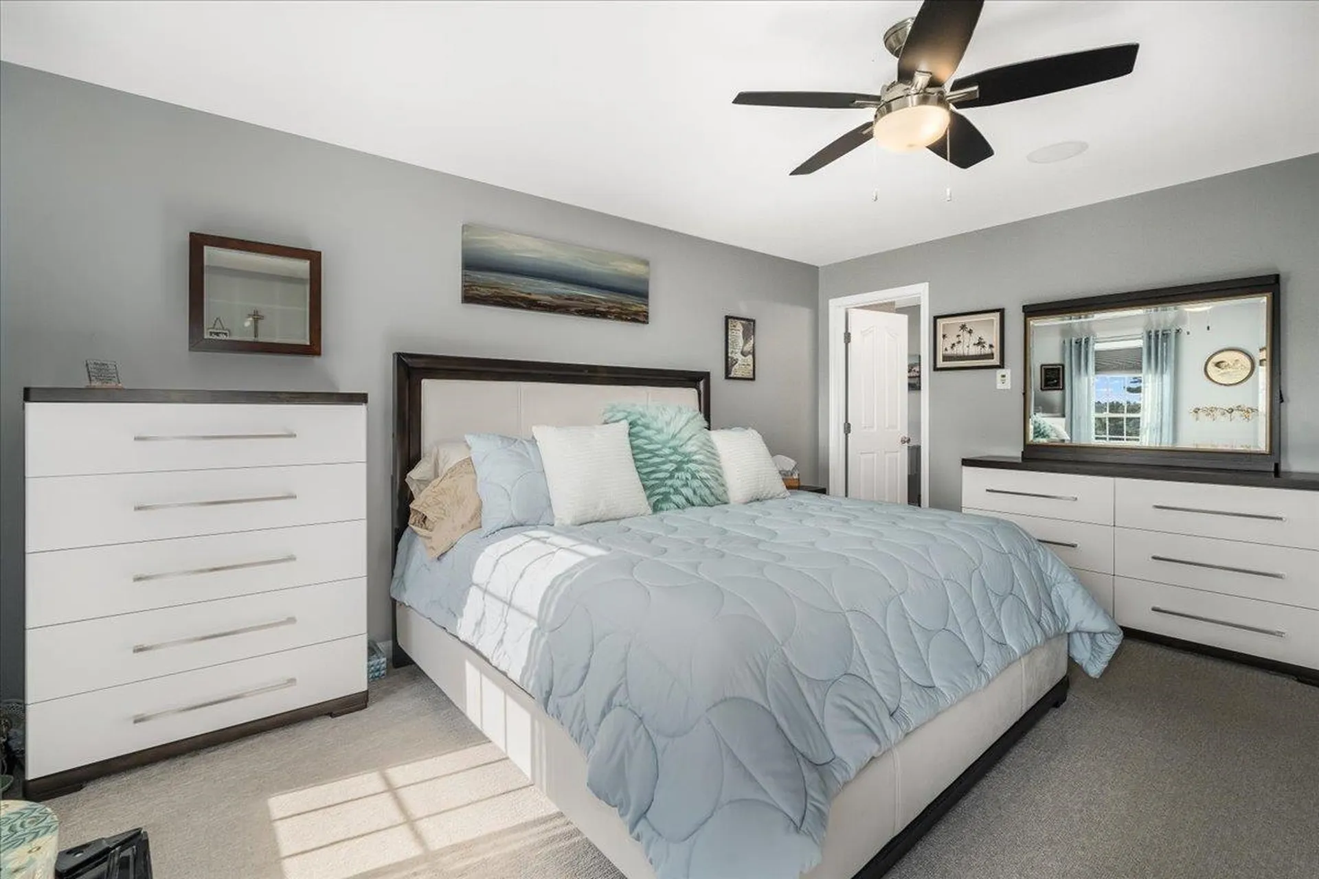 22 Treetop Lane Manchester NH 03102