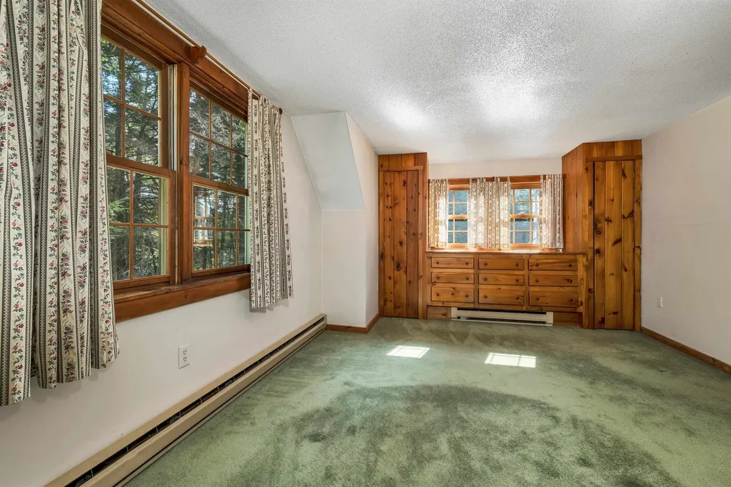 136 Cross Road Chesterfield NH 03466