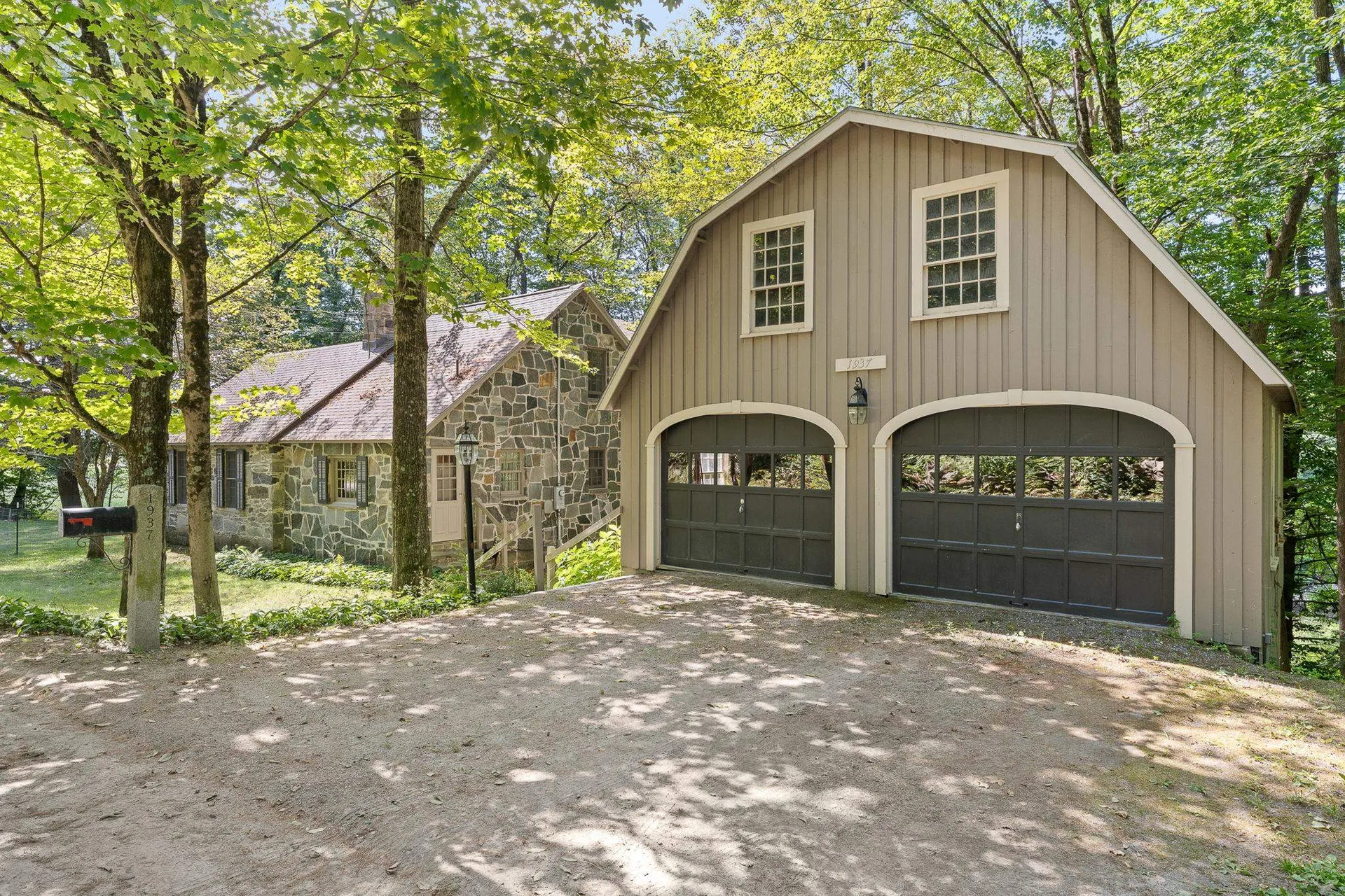 1937 Green Mountain Turnpike Chester VT 05143