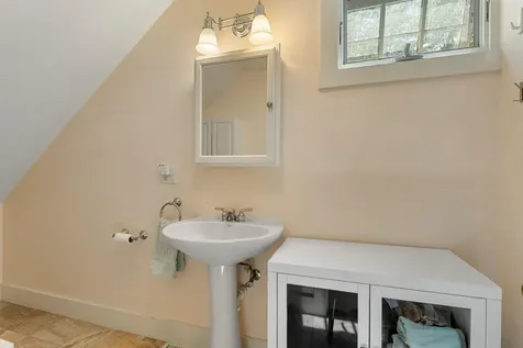 1937 Green Mountain Turnpike Chester VT 05143