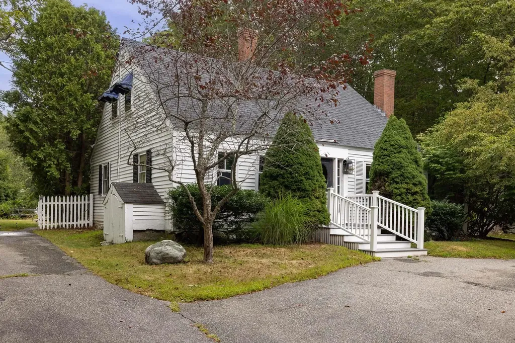 301 Locke Road Rye NH 03870