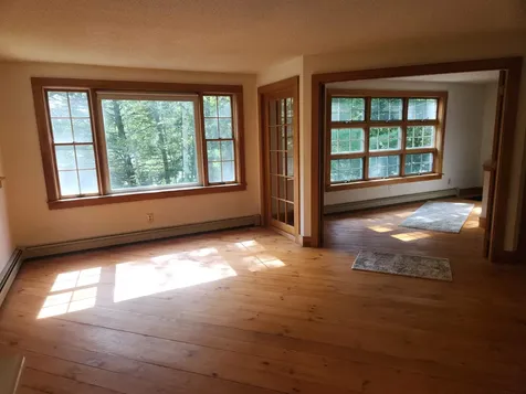 13 Woodland Avenue Nottingham NH 03290