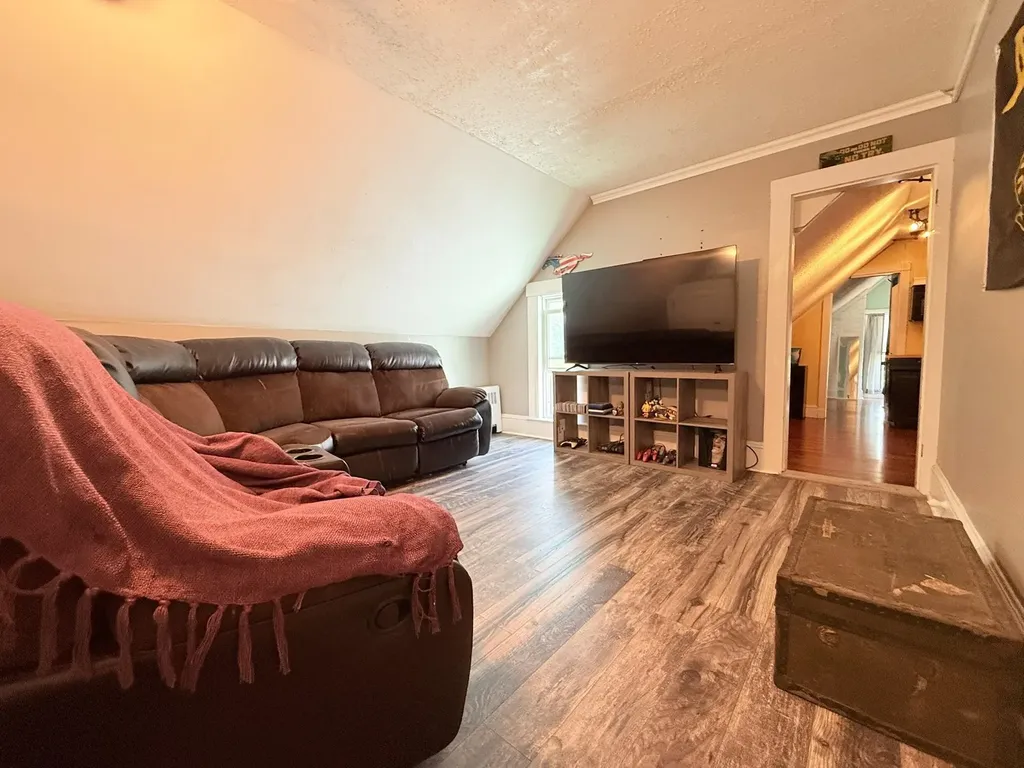 106 Hanover Street Claremont NH 03743