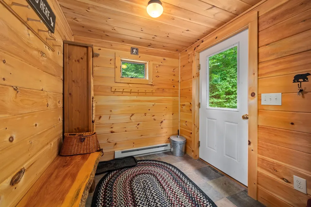 89 Woodwinds Drive Thornton NH 03285