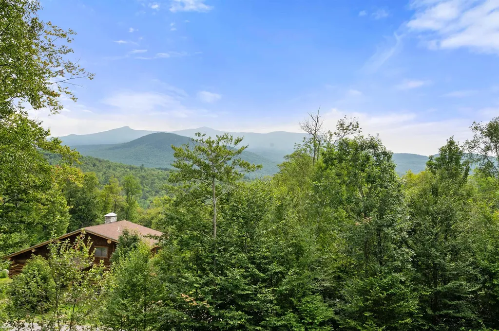 89 Woodwinds Drive Thornton NH 03285