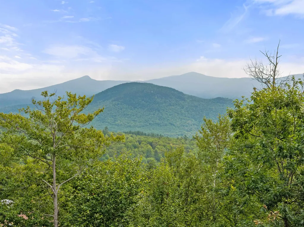 89 Woodwinds Drive Thornton NH 03285