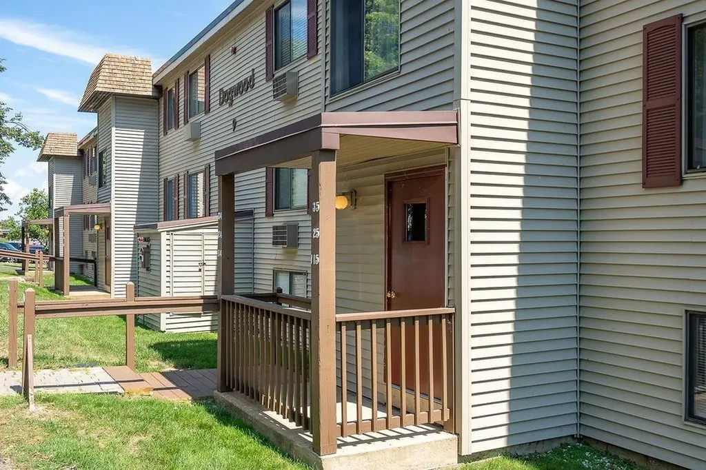 9 Treetop Circle Laconia NH 03246