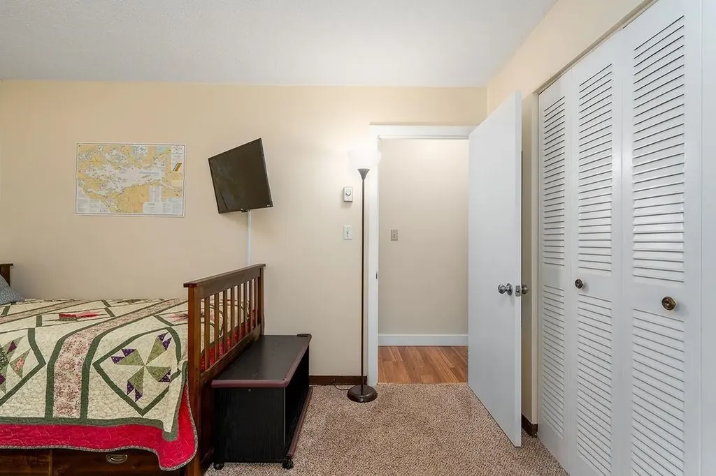 9 Treetop Circle Laconia NH 03246