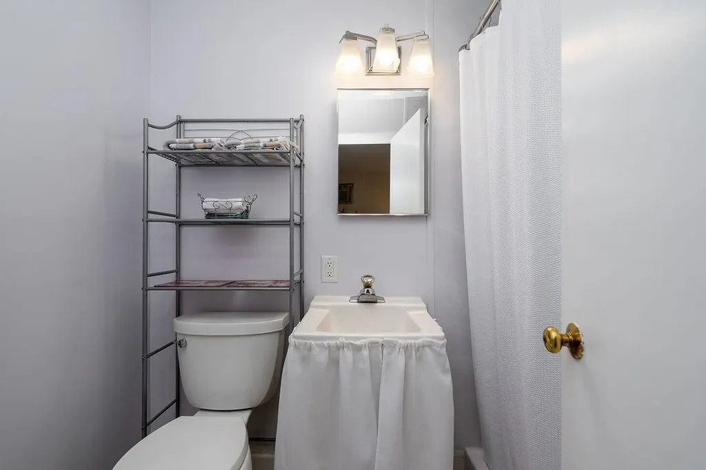 9 Treetop Circle Laconia NH 03246