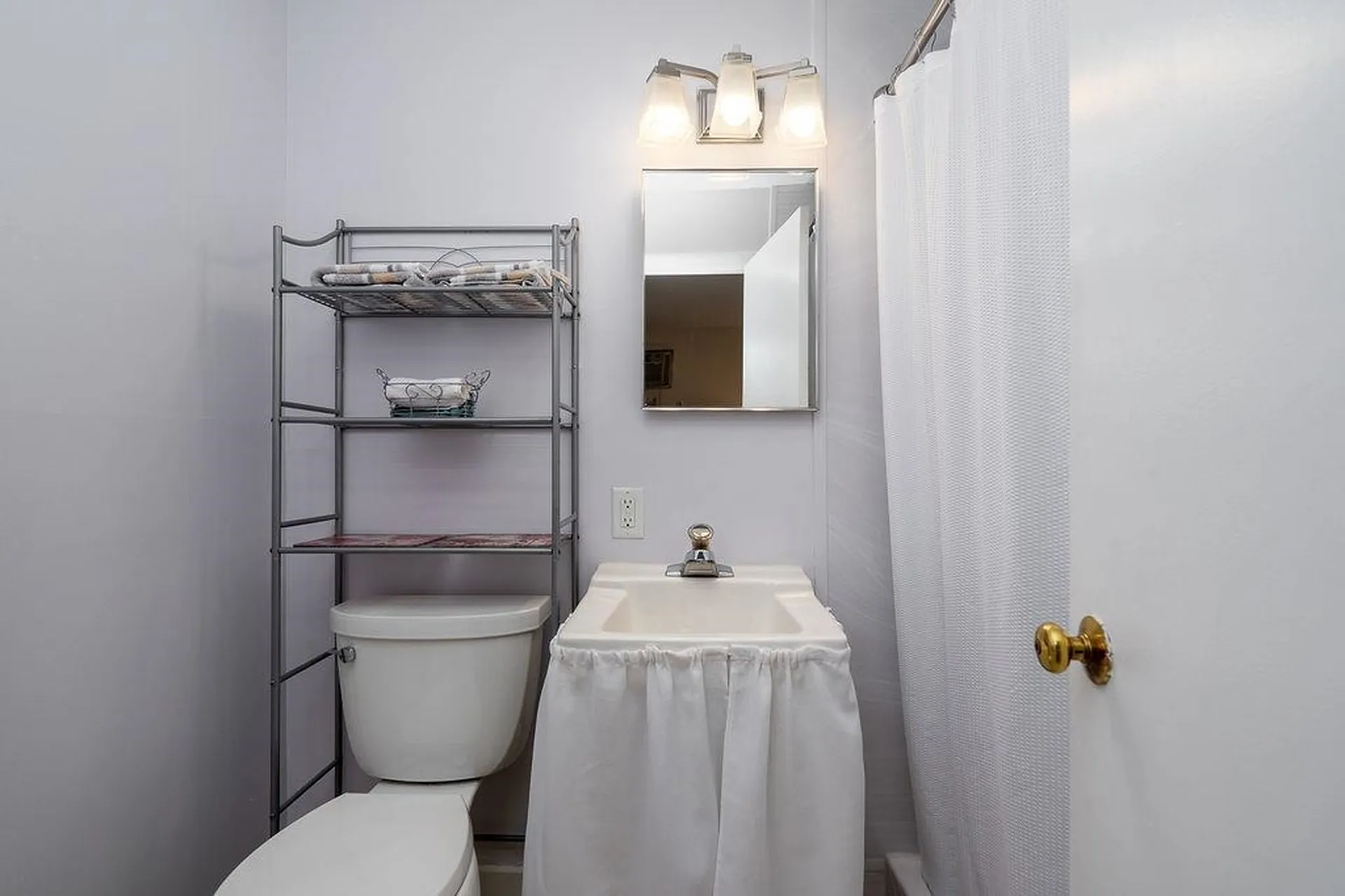 9 Treetop Circle Laconia NH 03246