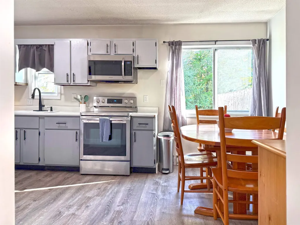 68 Otterside Court Middlebury VT 05443