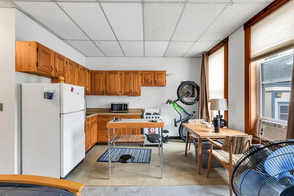 158 Main Street Ludlow VT 05149