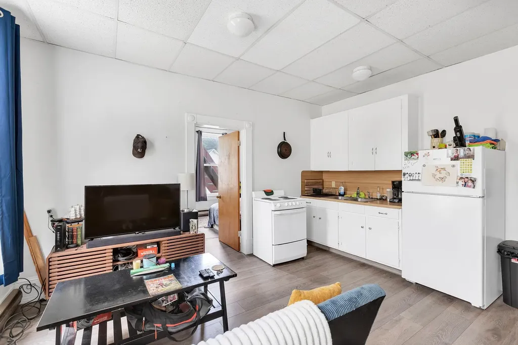 158 Main Street Ludlow VT 05149