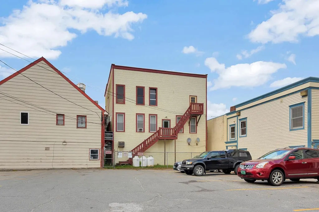 158 Main Street Ludlow VT 05149