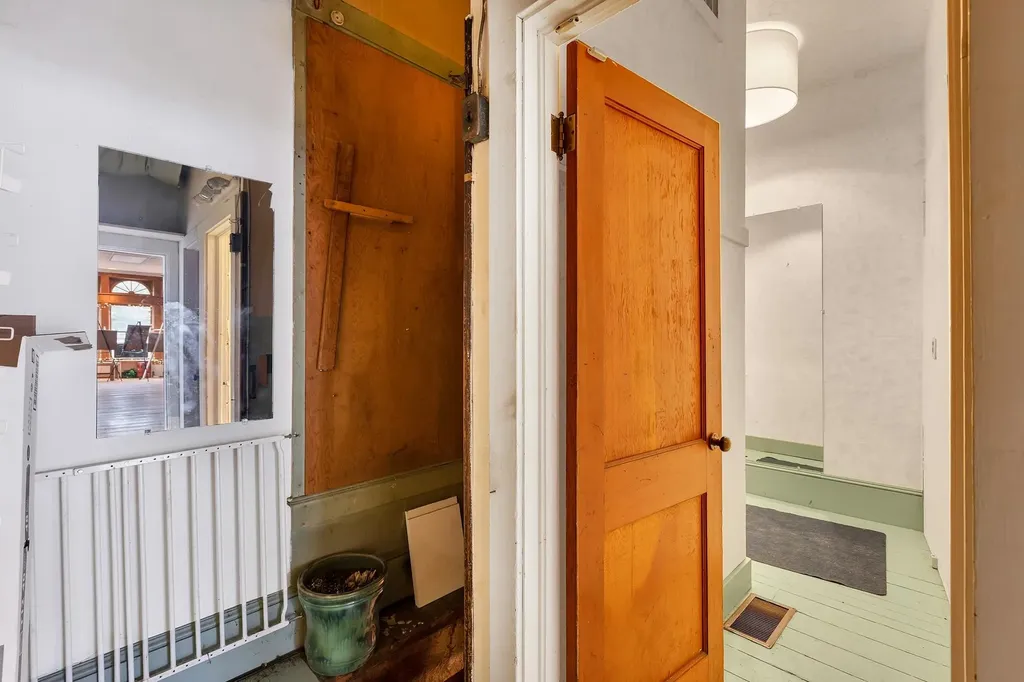 158 Main Street Ludlow VT 05149