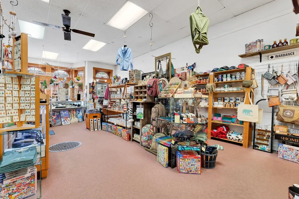 158 Main Street Ludlow VT 05149