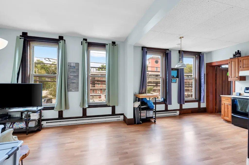 158 Main Street Ludlow VT 05149