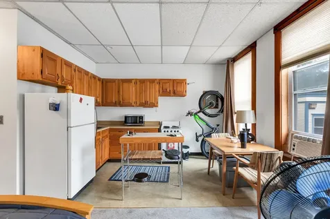 158 Main Street Ludlow VT 05149