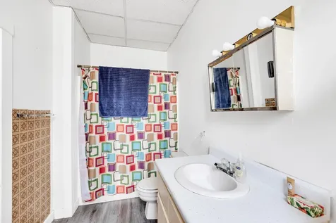 158 Main Street Ludlow VT 05149