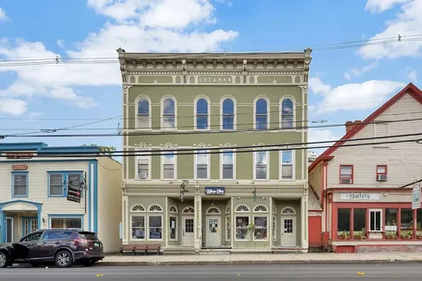 158 Main Street Ludlow VT 05149