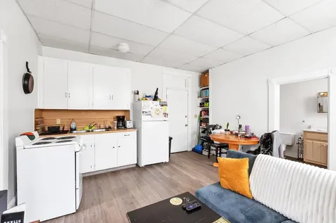 158 Main Street Ludlow VT 05149