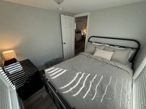 19 Auburn Avenue Hampton NH 03842