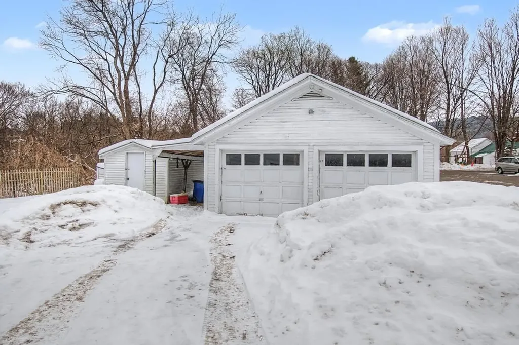 56 North Williston Road Williston VT 05495