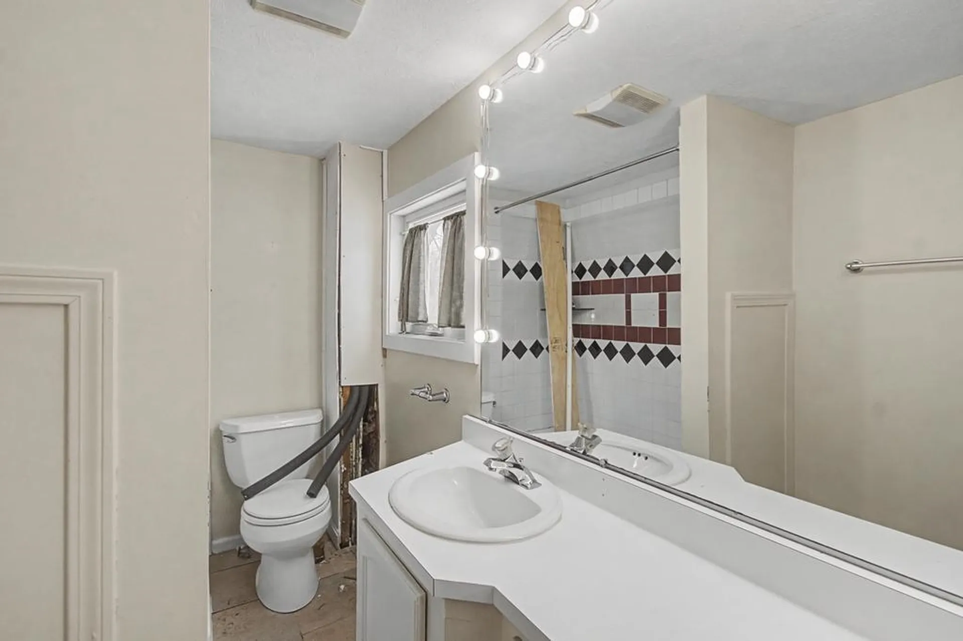 56 North Williston Road Williston VT 05495