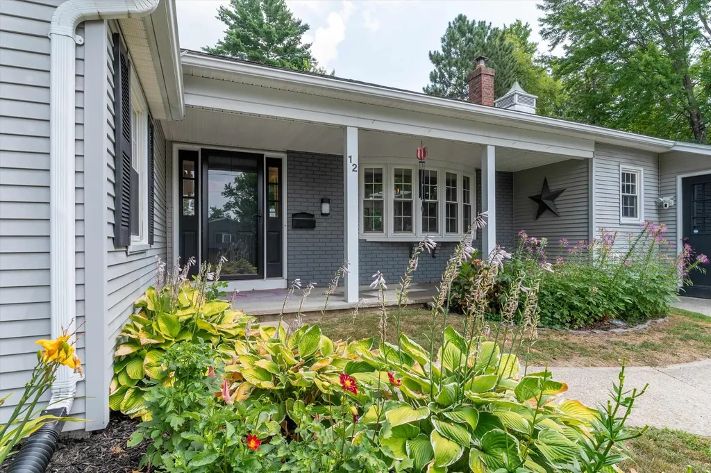 12 Grandview Terrace Rutland City VT 05701