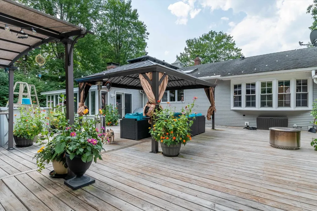 12 Grandview Terrace Rutland City VT 05701