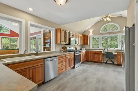 196 Old Sawmill Road Londonderry VT 05148