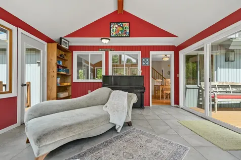 196 Old Sawmill Road Londonderry VT 05148