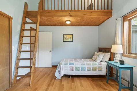 196 Old Sawmill Road Londonderry VT 05148