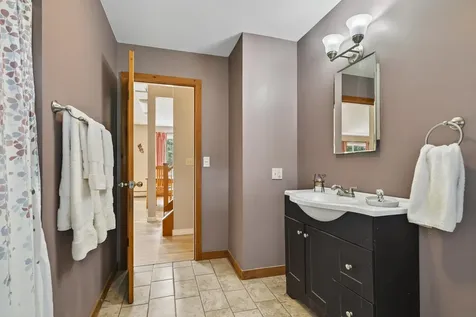 196 Old Sawmill Road Londonderry VT 05148