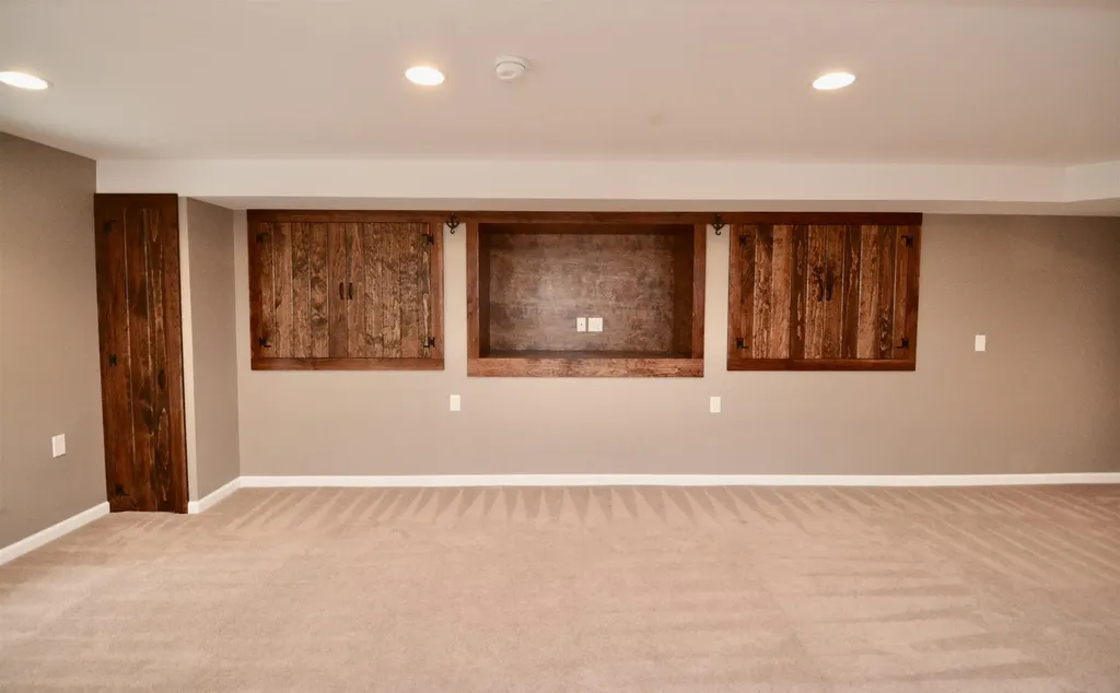 13 Forest Road Grantham NH 03753