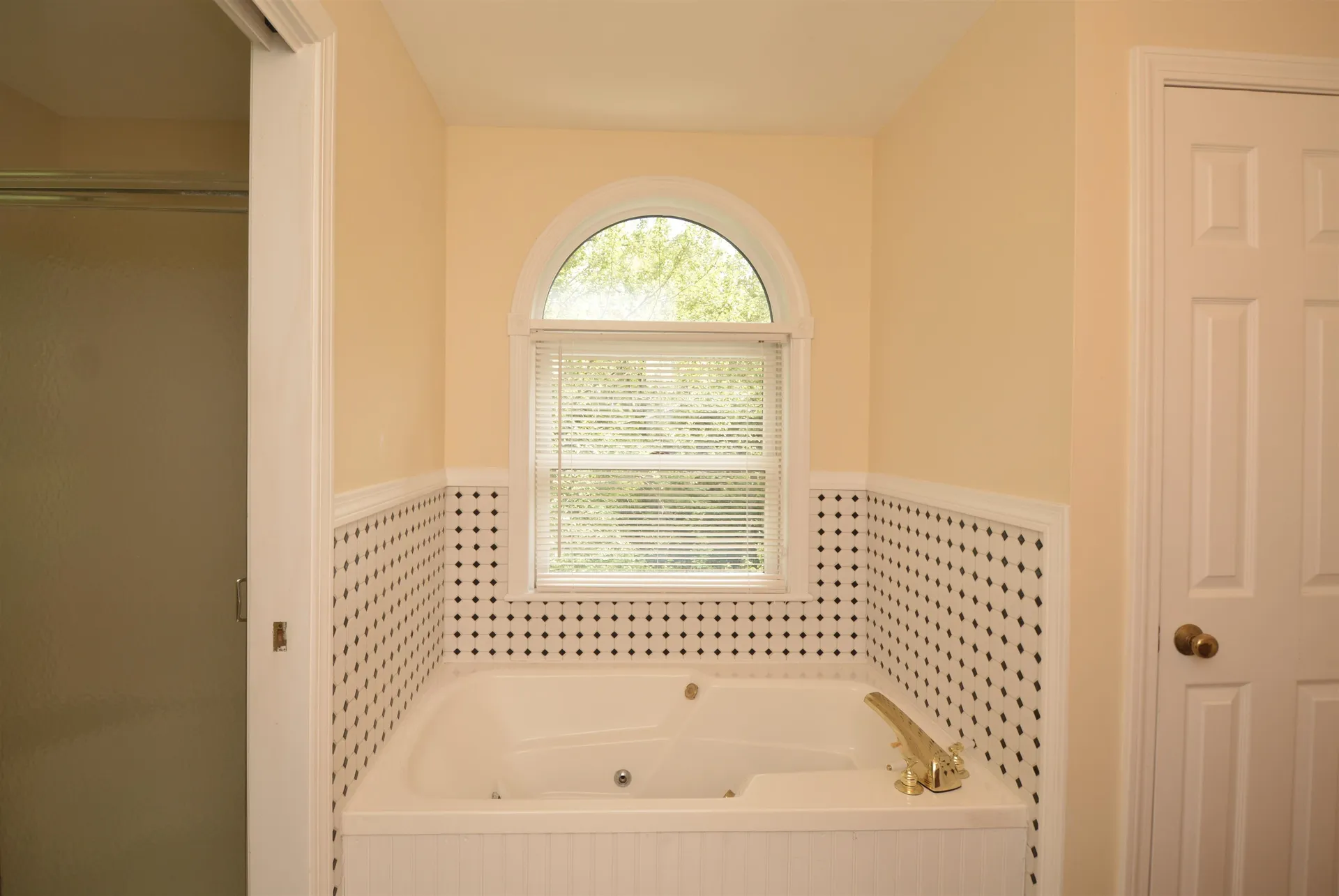 13 Forest Road Grantham NH 03753