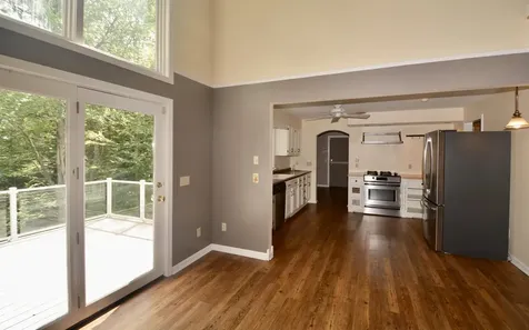 13 Forest Road Grantham NH 03753