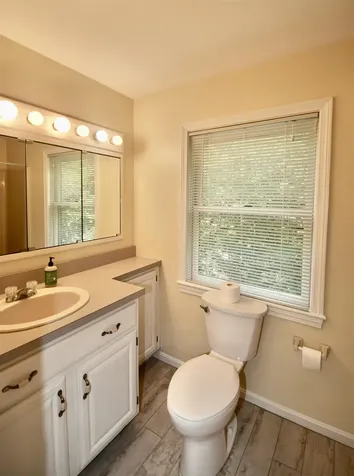 13 Forest Road Grantham NH 03753